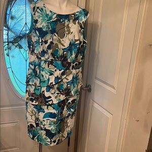Floral Sleeveless Dress - Blue and White